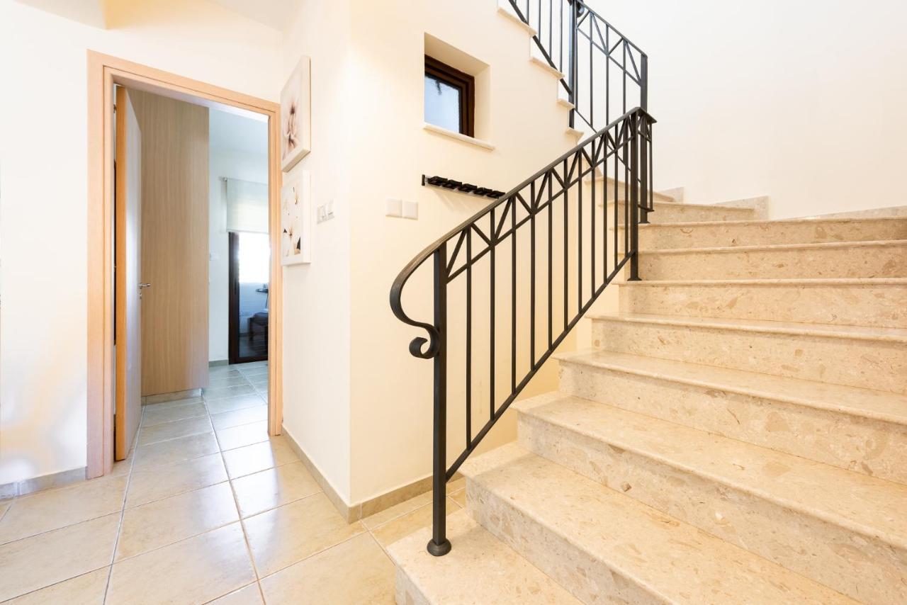 Villa Alexandra By Ezoria Villas Agia Napa Exterior foto